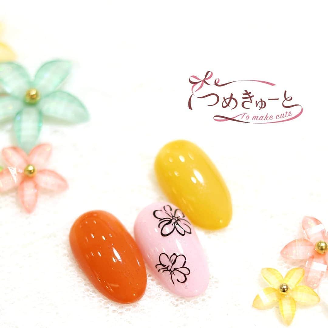 つめきゅーとさんのインスタグラム写真 - (つめきゅーとInstagram)「❀✿春ネイル✿❀Spring nails 2020  春デザイン｜Mar. 1～May.31 No.240 税抜価格 3,000円（税込価格3,300円）  ご予約はこちらへ→www.tomakecute.com  #つめきゅーと #春ネイル  #ネイル #ねいる #ネイルアート #ネイルサロン #津田沼 #稲毛 #新浦安 #成田 #川口前川 #Springnails #nailart #nail salon #speedy #gel nails #美甲 #光療指甲 #フラワーネイル」2月28日 19時53分 - tomakecute