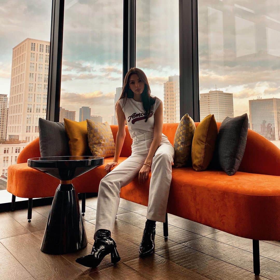 セリーヌ・ファラクのグルメインスタ