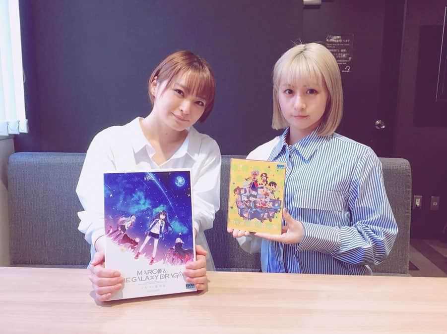 吉田有里のインスタグラム：「マルコと銀河竜﻿ 本日発売になりました。﻿ ﻿ たくさんのひとに、手に取ってもらいたい﻿ マルコとアルコの旅に、触れてもらいたい﻿ ﻿ こんな作品に出会えたことを、本当に本当に、幸運に思います﻿ この作品でアルコに出会えたこと、﻿ そしてアルコを演じられたこと、﻿ 本当にしあわせです。﻿ ﻿ 関わっている全てひとの、熱さを感じる作品です。﻿ ﻿ ﻿ いまのじぶんにできる 全力を﻿ 精一杯 ぶつけました。﻿ ﻿ ﻿ 掴めよ、宝石を。﻿ ﻿ #マルコと銀河竜 #marcoandthegalaxydragon ﻿ #MatGD﻿ #井澤詩織 さん #吉田有里」