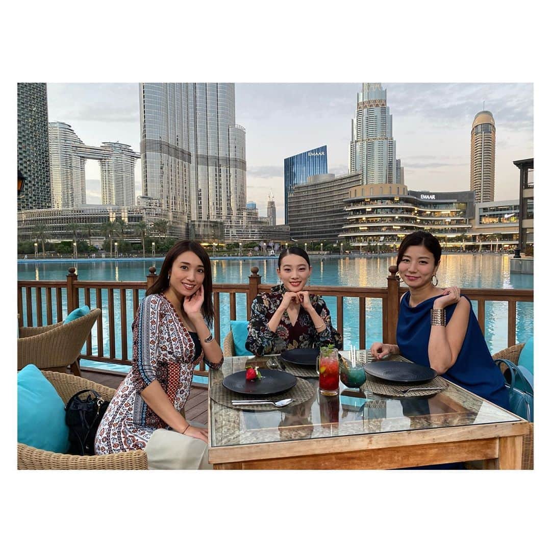 江田友莉亜のインスタグラム：「明日の旅サラダは ドバイ女子旅とスペインの旅の 未公開映像が放送されます🐰🍏 是非ご覧下さいませ‼︎ @tabisalad  @micahirose  @aiaoki_official」