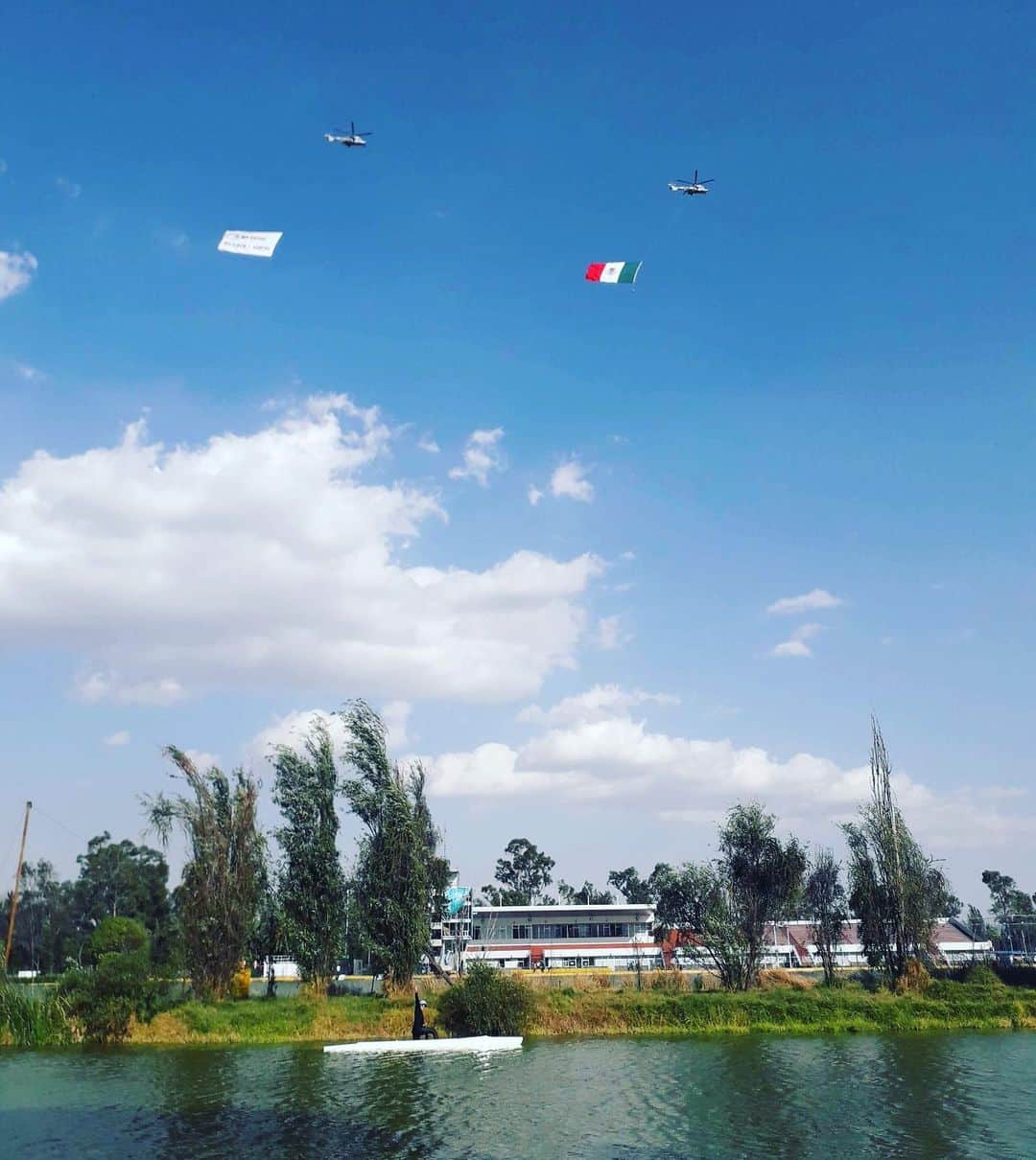 のインスタグラム：「🚁🇲🇽🏳 . この長い合宿も残すところあと3日、 あと3日で学ぶこともたくさんある。 この環境とまわりのみんなにありがとう まだまだ私達は進んでいきます！ 最後に笑えるように🌞 . La pelea comienza ahora💥」