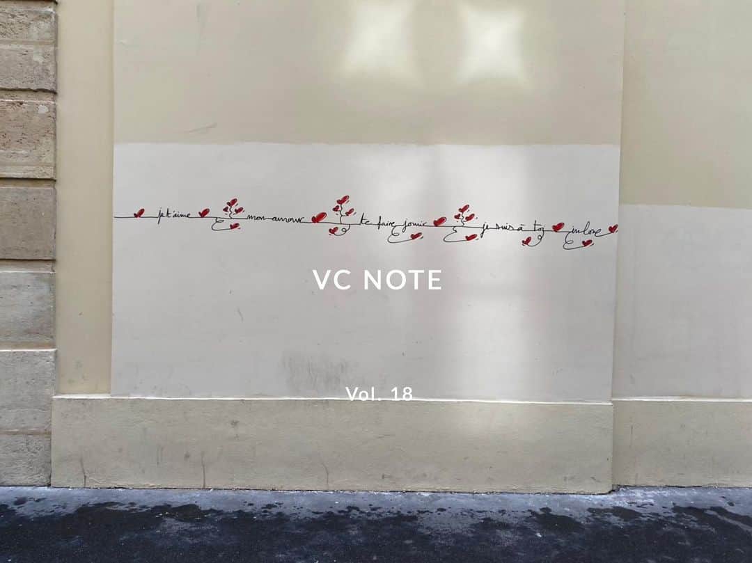 のインスタグラム：「VASICウェブサイトにてVC NOTE Vol. 18を公開しました。  今回は ニューヨーク  にある「Bathhouse」をご紹介しております。 ぜひご覧ください。  http://www.vasic-newyork.jp/feature/  #vasic #vcnote #vol18 #streetsofvasic #bathhouse #newyork #lifestyle #vasicnews」
