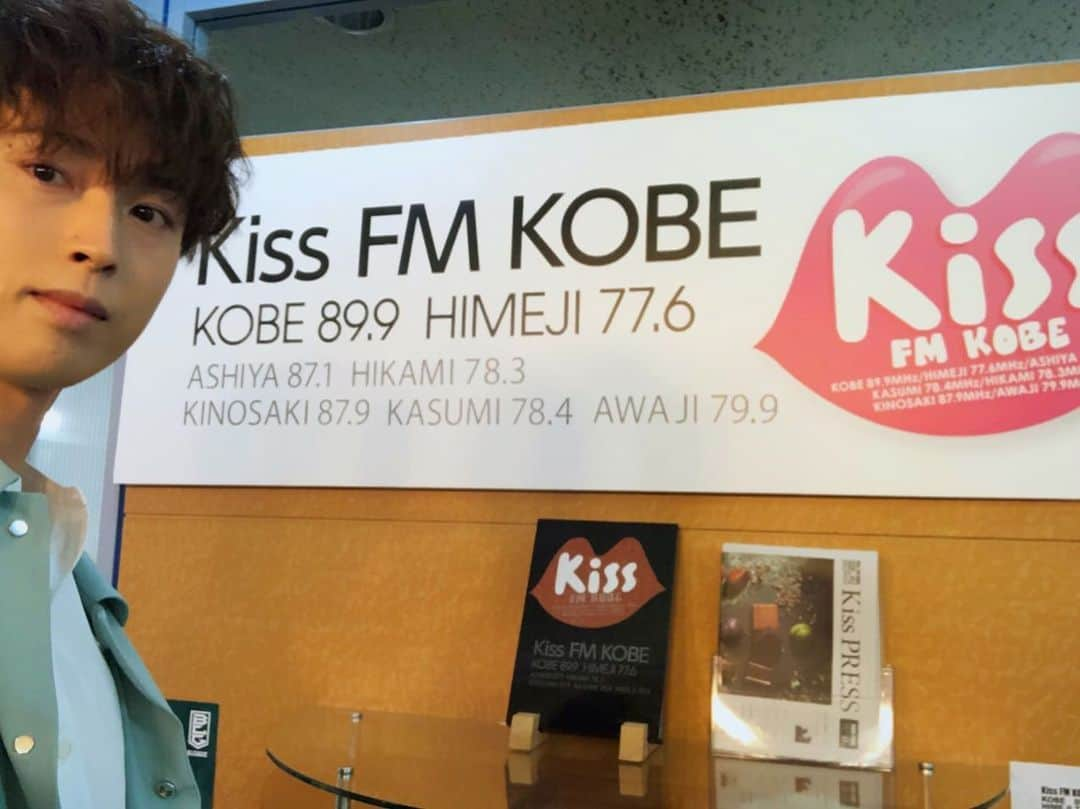 YORIさんのインスタグラム写真 - (YORIInstagram)「Kiss FM KOBE  キスナーの皆さんありがとうございました！  #kobe #kissfmkobe #実は2回目なんです #お邪魔しました」2月28日 13時16分 - yori_dp