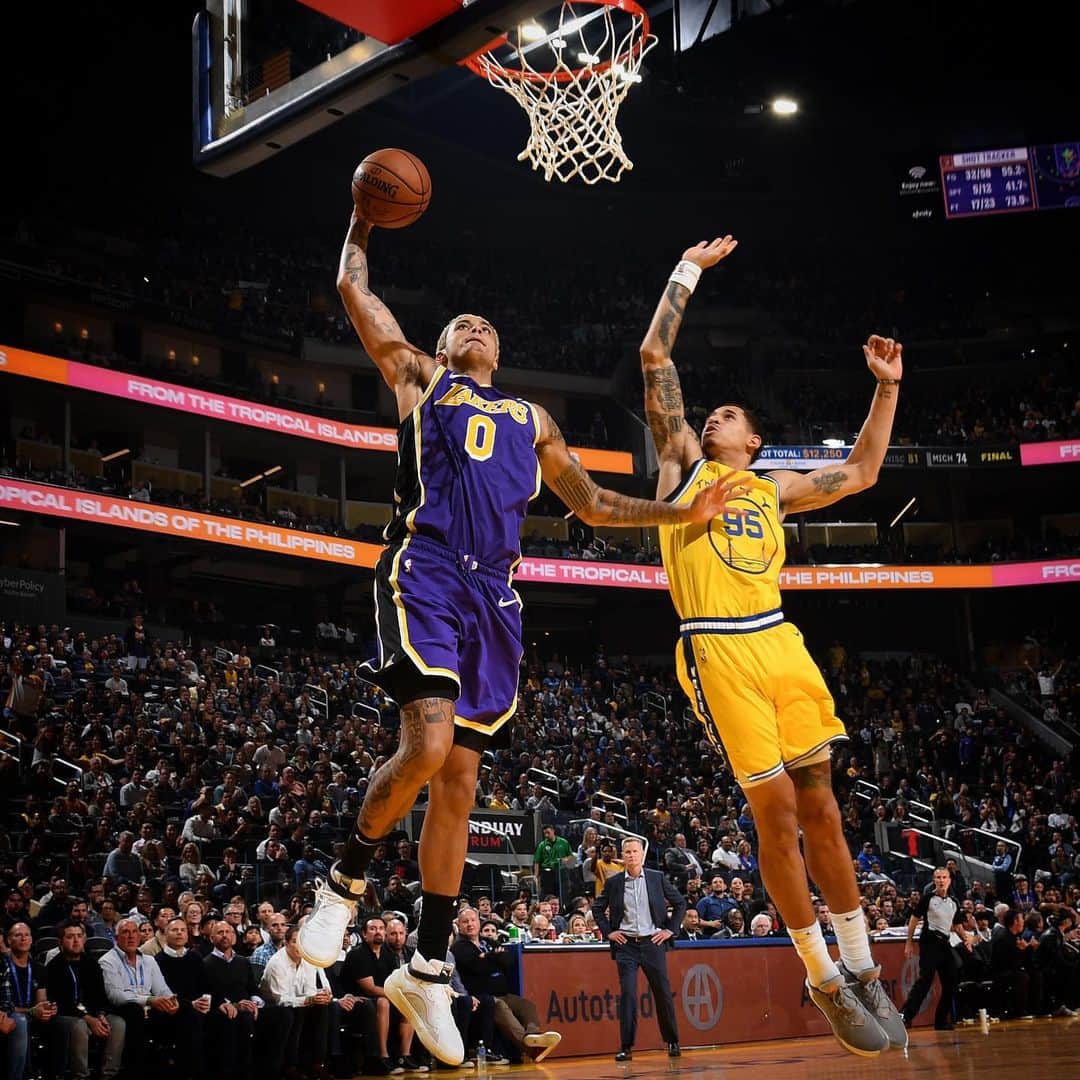 NBAさんのインスタグラム写真 - (NBAInstagram)「@kuz throws it down for the @lakers!」2月28日 14時40分 - nba