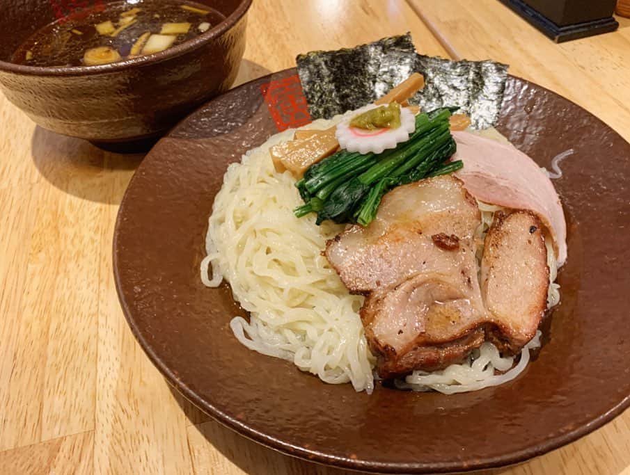 SUSURUのグルメインスタ