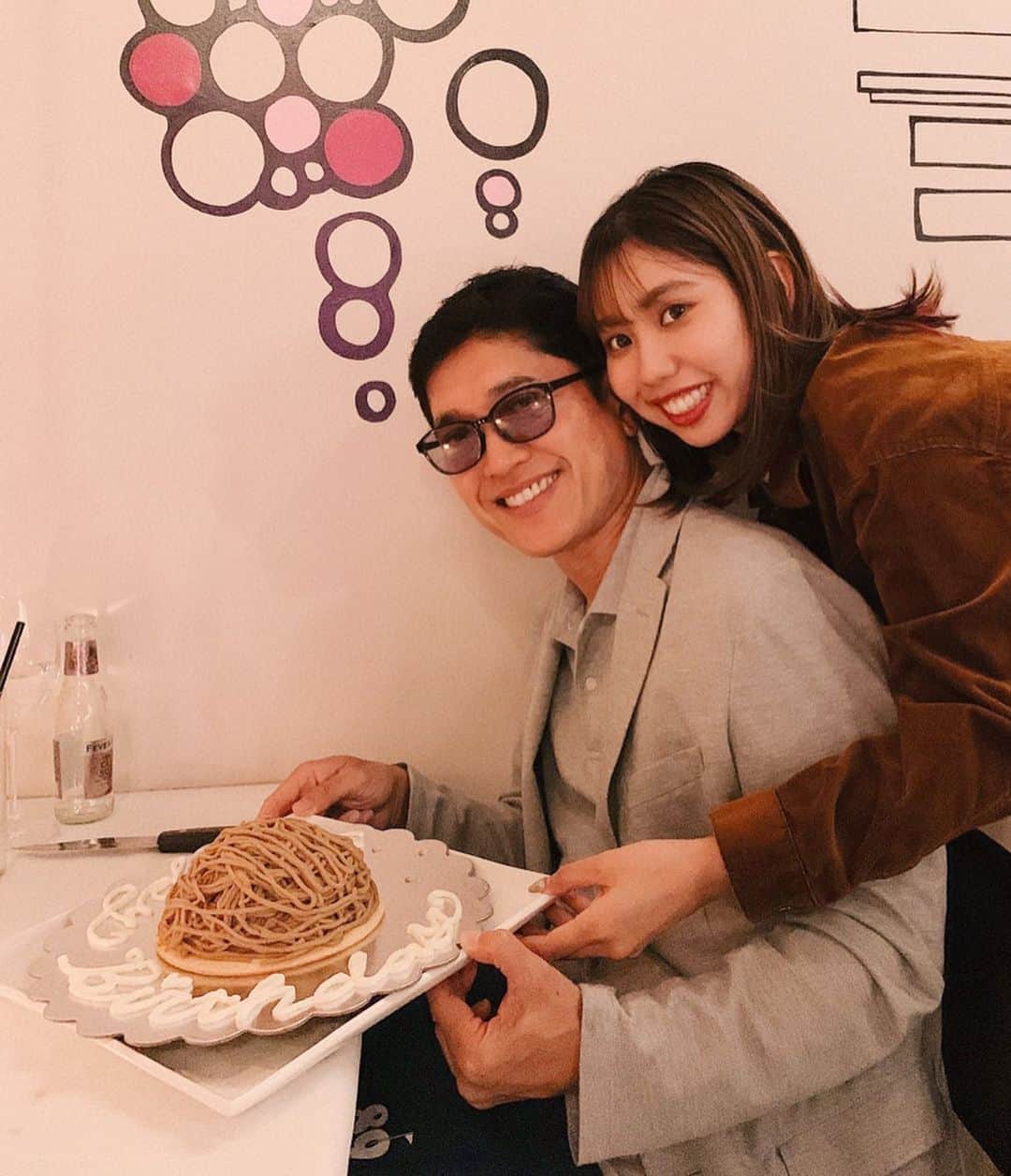 薬丸玲美さんのインスタグラム写真 - (薬丸玲美Instagram)「. パパの大好きなモンブラン❤️ お誕生日ケーキに作りました！！！ . 初めてのわりにはとっても上手くいきました！ . #birthdaycake」2月28日 15時28分 - remi_yakumaru