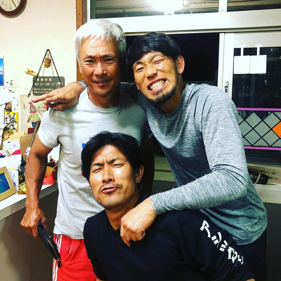 藤井淳志さんのインスタグラム写真 - (藤井淳志Instagram)「２０２０年春季キャンプ終了！ 怪我もなく充実した１ヶ月を送れてまずは良かった良かった♪(´ε｀ ) #藤井淳志#大野奨太#祖父江大輔#堂上直倫#遠藤一星#加藤匠馬#春季キャンプ#久々の勝崎さんひとまわり小さくなってた#トレーナーのみなさん#毎日ありがとうございました」2月28日 16時16分 - atsushi.fj4