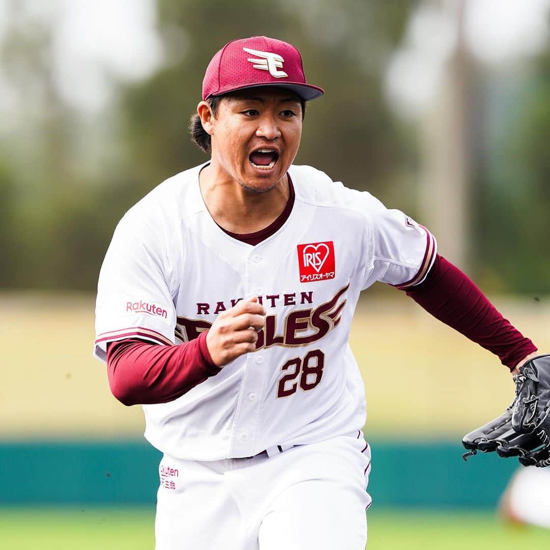 東北楽天ゴールデンイーグルスさんのインスタグラム写真 - (東北楽天ゴールデンイーグルスInstagram)「⚾️ まだまだ金武キャンプの振り返り📸✌🏼 MyHEROへメッセージをよろしくお願いします👍🏼👍🏼 #rakuteneagles #NOWorNEVERいまこそ #日本一の東北へ #写真もイープレで #島内宏明 #鉄平 #森原康平 #高梨雄平 #オコエ瑠偉 #酒居知史  #藤平尚真  #津留﨑大成」2月28日 16時39分 - rakuten_eagles