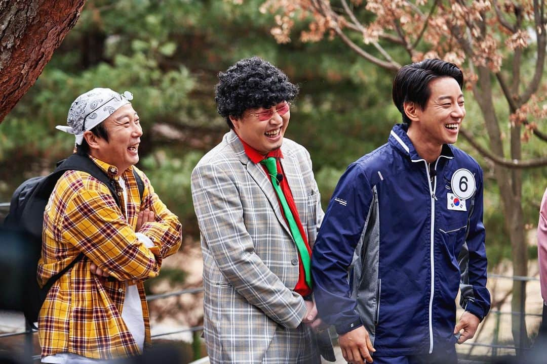 ファン・チヨルさんのインスタグラム写真 - (ファン・チヨルInstagram)「모두가 건강하길!! 다같이 힘내요 #tvn #플레이어 #Xtvn #이수근 #김동현 #황제성 #황치열 #이용진 #이진호 #이이경 #정혁 #토요일 저녁 6시 10분」2月28日 16時49分 - chiyeul7102