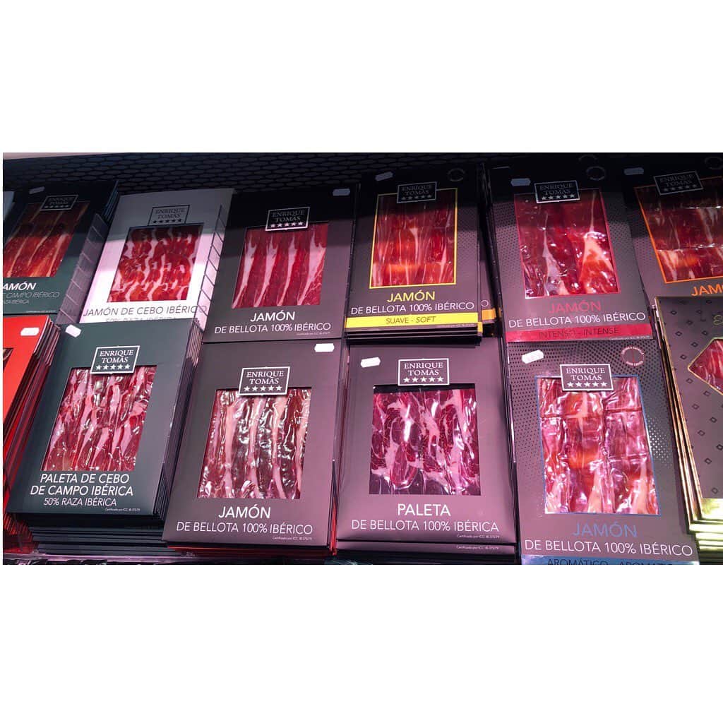 天見浩司のインスタグラム：「イベリコ豚、美味そう🥩  エンリケ トマス（ENRIQUE TOMAS） #スペイン #Spain」
