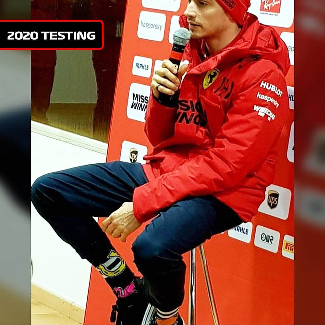 F1さんのインスタグラム写真 - (F1Instagram)「👀🧦 Do we spy some Secret Santa socks at testing in Barcelona?! . 🧐 u/ReljaG/Reddit . #F1Testing @charles_leclerc @danielricciardo #Formula1 #F1」2月28日 20時53分 - f1