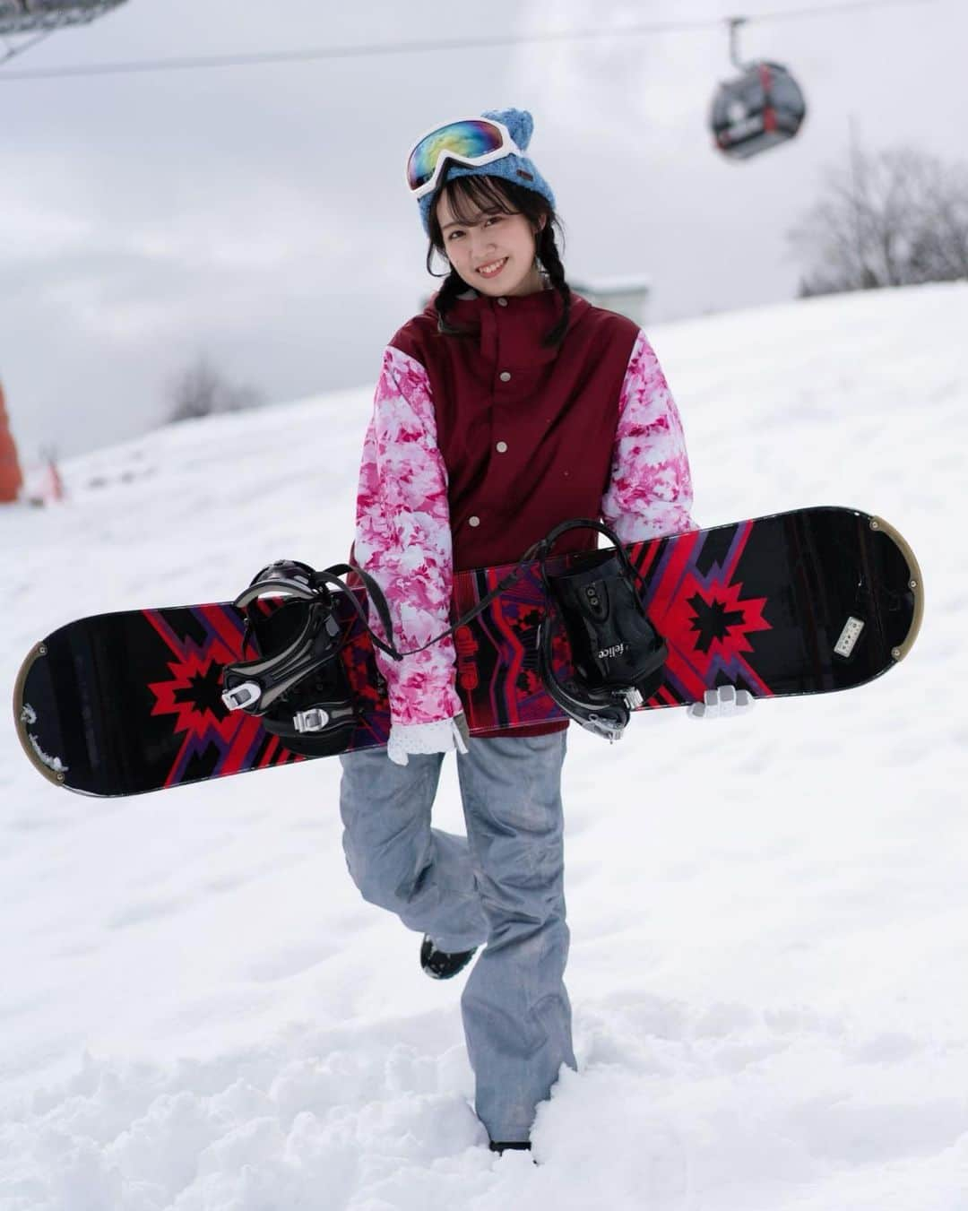 西村菜那子さんのインスタグラム写真 - (西村菜那子Instagram)「生写真⛷ 恒例のスキー場でした。 私的なテーマは #大学卒業まで残りわずかということでサークル仲間とスノボしに来た　です。」2月28日 20時56分 - nanako_nishimura