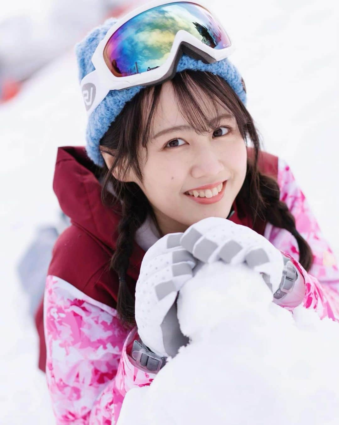 西村菜那子さんのインスタグラム写真 - (西村菜那子Instagram)「生写真⛷ 恒例のスキー場でした。 私的なテーマは #大学卒業まで残りわずかということでサークル仲間とスノボしに来た　です。」2月28日 20時56分 - nanako_nishimura