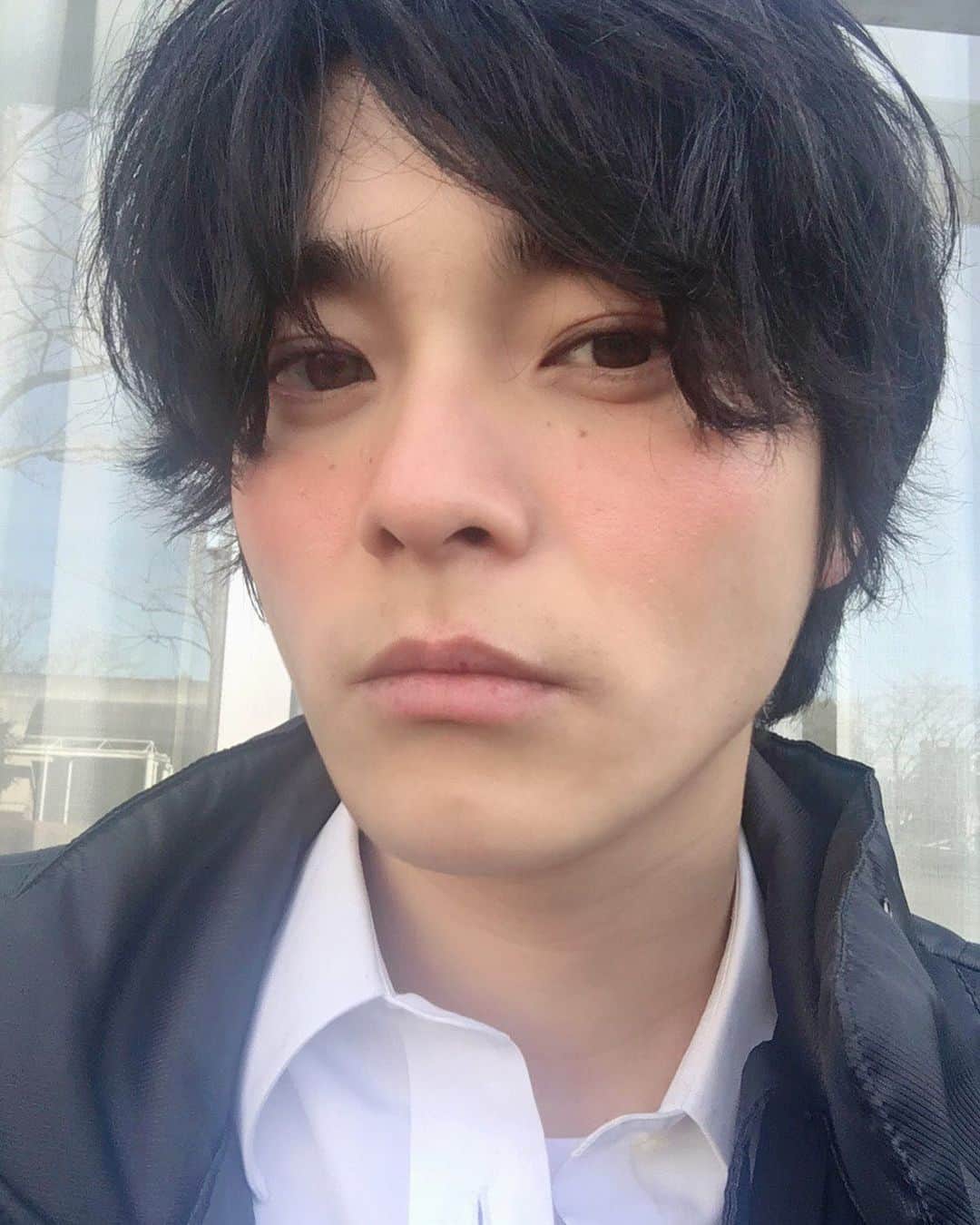Ryosuke Miyake 三宅亮輔さんのインスタグラム写真 - (Ryosuke Miyake 三宅亮輔Instagram)「この後、11時15分からドラマ『女子高生の無駄づかい』です。  頬が赤いような気が、、、、見てね！」2月28日 20時58分 - ryosukemiyake_