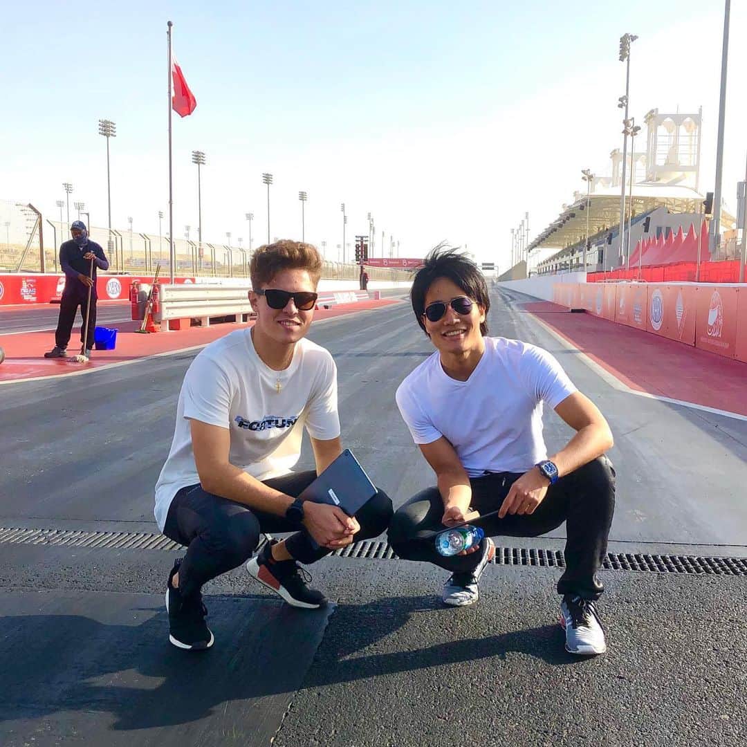 松下信治のインスタグラム：「New mate new season ! At Bahrain🇧🇭」