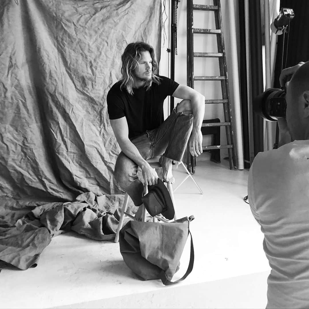 レステロッズのインスタグラム：「Behind the scenes with Daniel. #resteröds #originalneverdies」