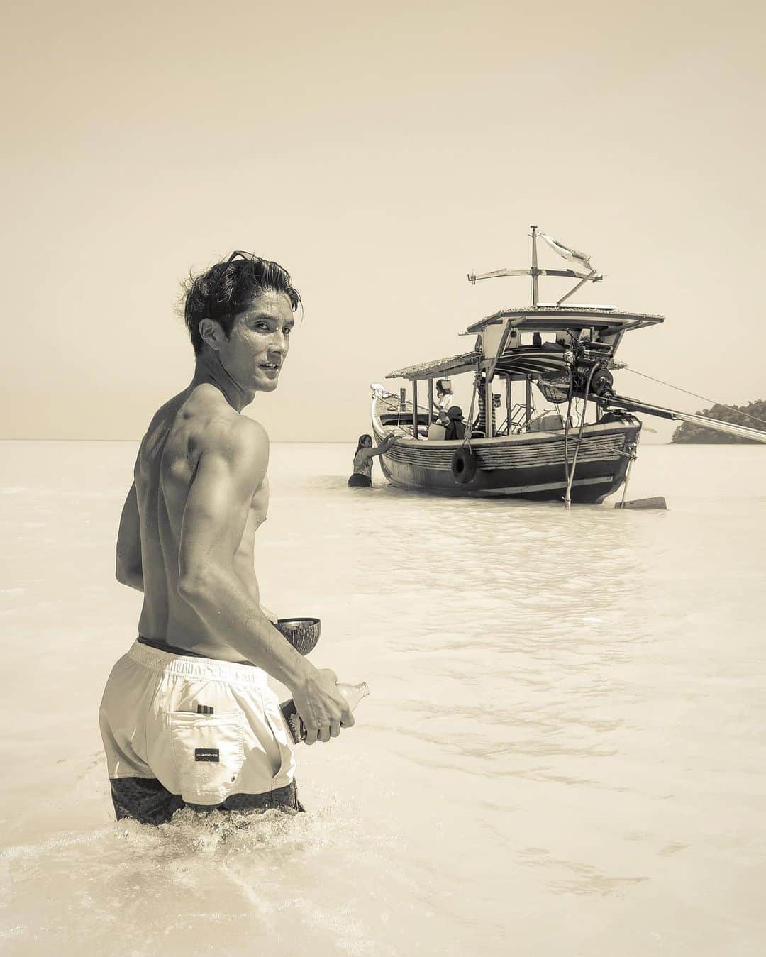 八代健のインスタグラム：「Sea Life :) #surinislands #andamanislands 🇹🇭 Having a great time with @seastaythailand」
