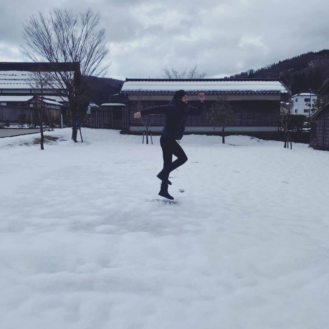 谷遼さんのインスタグラム写真 - (谷遼Instagram)「今年の初雪だったやつ  #雪 #金沢 #全然飛べてない」2月29日 1時55分 - taniryo_kirin