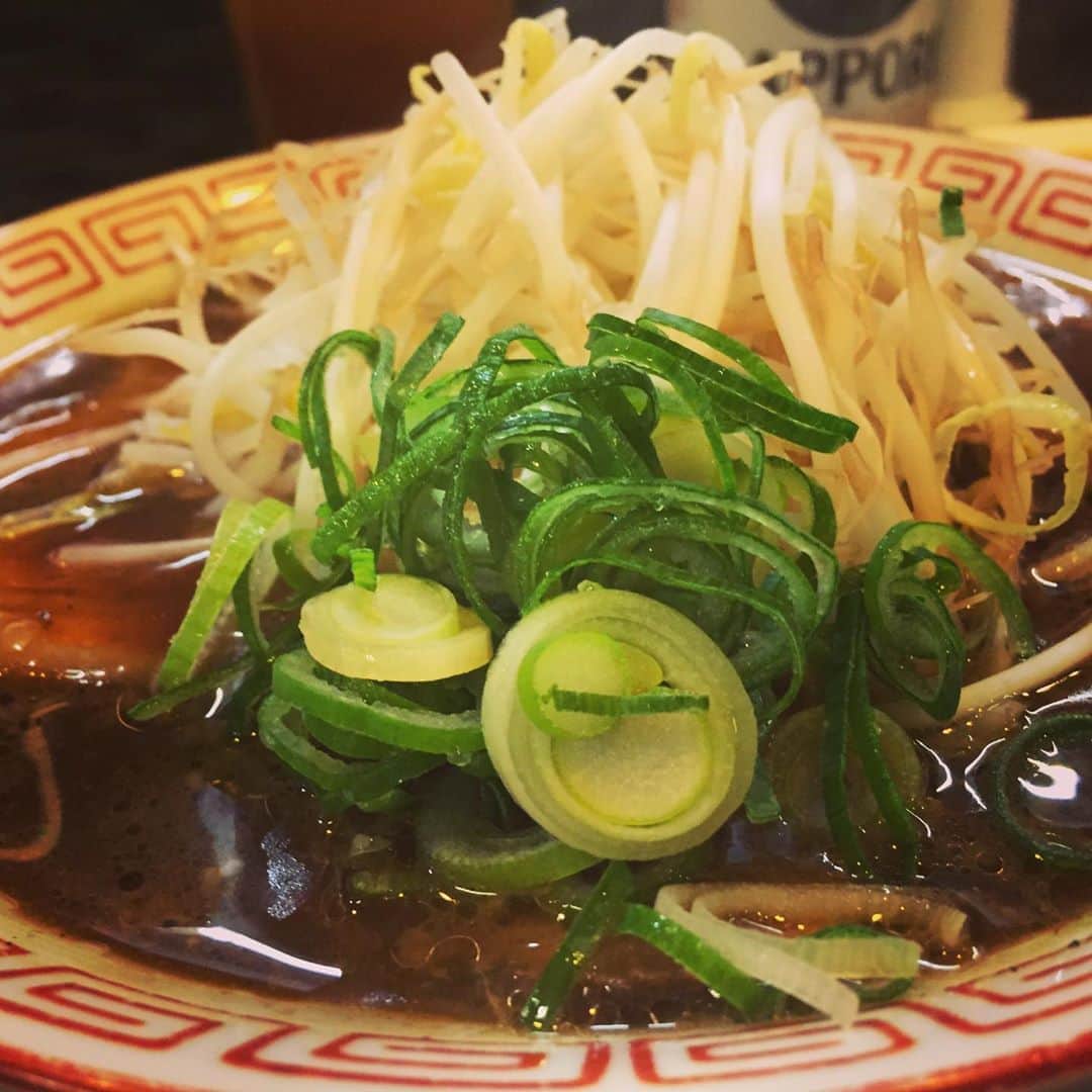岸田繁さんのインスタグラム写真 - (岸田繁Instagram)「俺がこの世で一番美味いと騙され続けているもののひとつ」2月29日 2時29分 - kishidashigeru