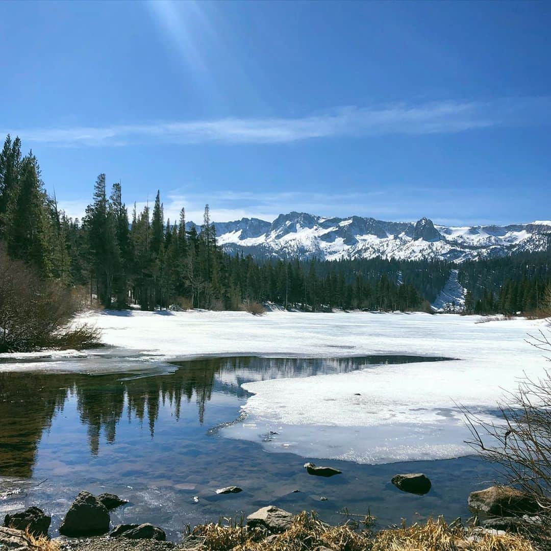 ケイティー・ルクレールさんのインスタグラム写真 - (ケイティー・ルクレールInstagram)「What a way to start the day! #mammothlakes」2月29日 2時32分 - katieleclerc