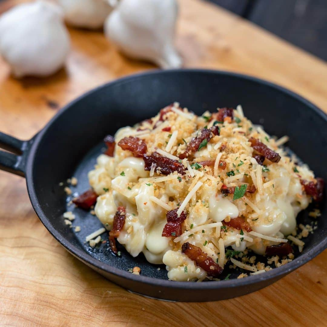 ディズニーランドさんのインスタグラム写真 - (ディズニーランドInstagram)「Sip and savor your way through the Disney California Adventure Food & Wine Festival starting today! Which delightful dish are you most excited to try? #DisneyCaliforniaFoodandWine」2月29日 2時48分 - disneyland