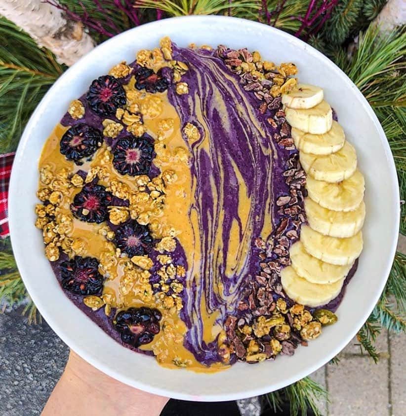 Whole Foods Marketさんのインスタグラム写真 - (Whole Foods MarketInstagram)「Swirl game strong. @bananazforbananaz, can you teach us your ways?!」2月29日 2時56分 - wholefoods