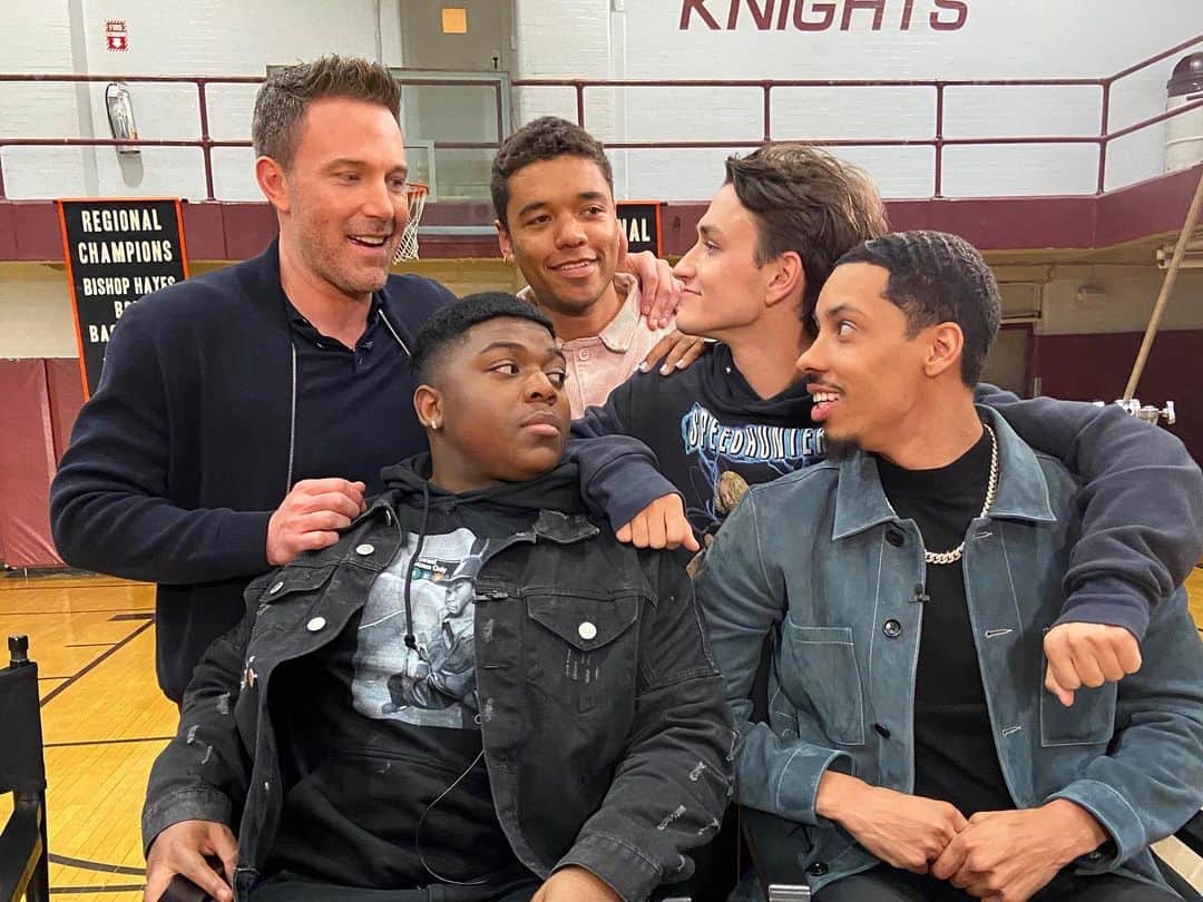 のインスタグラム：「Watching these guys work reminds me why I love doing this. From their work ethic, their commitment to the project, and the degree to which they cared about the acting, right through to their athletic performances. They know what it takes to get along and work together and I am excited to watch their journey unfold. #TheWayBack」