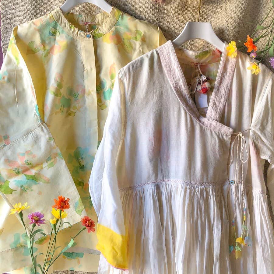 H.P.DECOさんのインスタグラム写真 - (H.P.DECOInstagram)「【NEW ARRIVAL】 インド発のアパレルブランド"pero(ペロ)"の新しいコレクションが入荷いたしました。 草花の香り立つ春を思わせる、淡いパステルカラーのお洋服が沢山揃っています。 インドの素晴らしいクチュール技術を元に生まれたファンタジックな服を身に纏って、心弾ませませんか。  H.P.DECOでは店頭通販を承っております。詳細画像をご覧になりたい方や、ご購入をご希望の方はお気軽にお電話やメールでお問い合わせくださいませ。  #ilovepero #pero #india  #fashion #hpdeco #hpdecoaosando #spring」2月29日 14時42分 - atelier_ma_vie