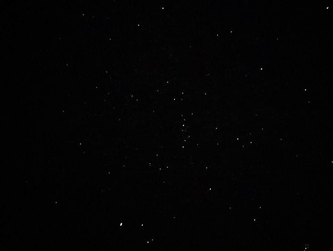 宮村ななこさんのインスタグラム写真 - (宮村ななこInstagram)「オーロラ観測✨観れるか観れないかは分からないと言われていたけれど、無事に観る事が出来ました👀神様ありがとう٩( ᐛ )و 星がすごく近くて宝石箱みたいだった✨良い経験したな。　#オーロラ #オーロラ観測 #フィンランド #フィンランド旅行 #旅行 #観測 #写真 #photography #photooftheday #photo」2月29日 6時18分 - miyamuchan_001