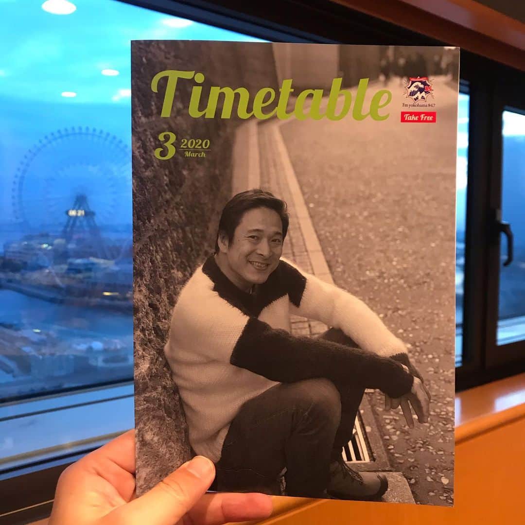 井手大介のインスタグラム：「3月のエフヨコのタイムテーブルに載せてもらいました^_^ しかも撮影はハービー山口さん！ハービーさんに撮ってもらえて感激！神奈川県内の各所で無料配布しているのであったらチェックしてください。　#ハービー山口 #fmyokohama #theburn847」