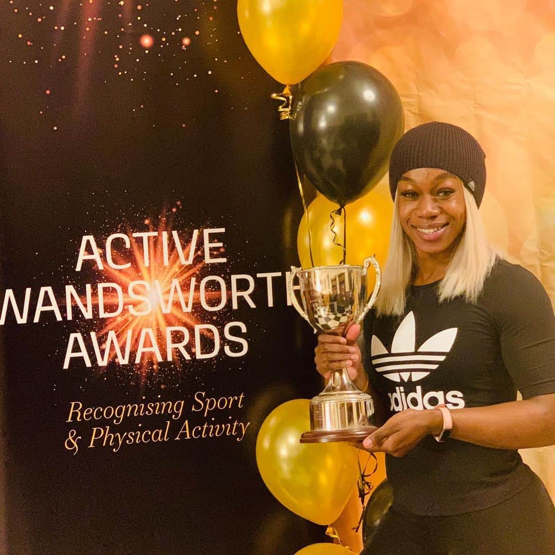 Kristal AWUAHのインスタグラム：「‪What a fantastic evening! Feel so honoured to be recognised as Sports Person of the Year at The Active Wandsworth Awards! #AWA2019 Thank you 🙏🏽🏆❤️‬」