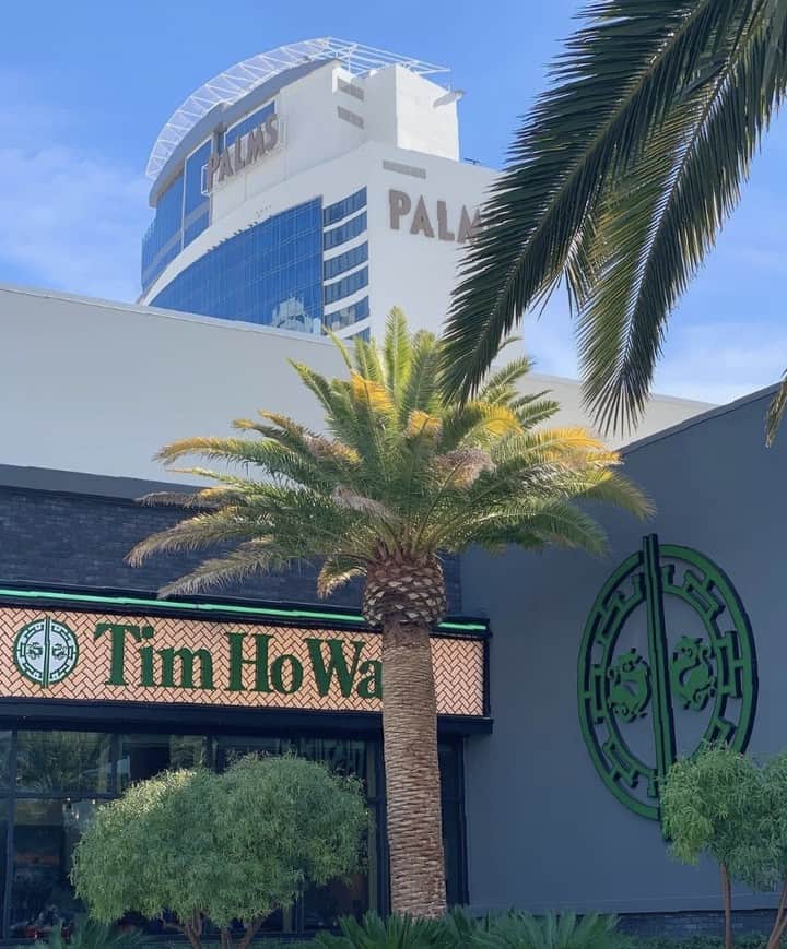 Palms Casino Resortのインスタグラム：「Time for Dim Sum at @timhowanusa. Photo by: @iy.ty.wonderland」