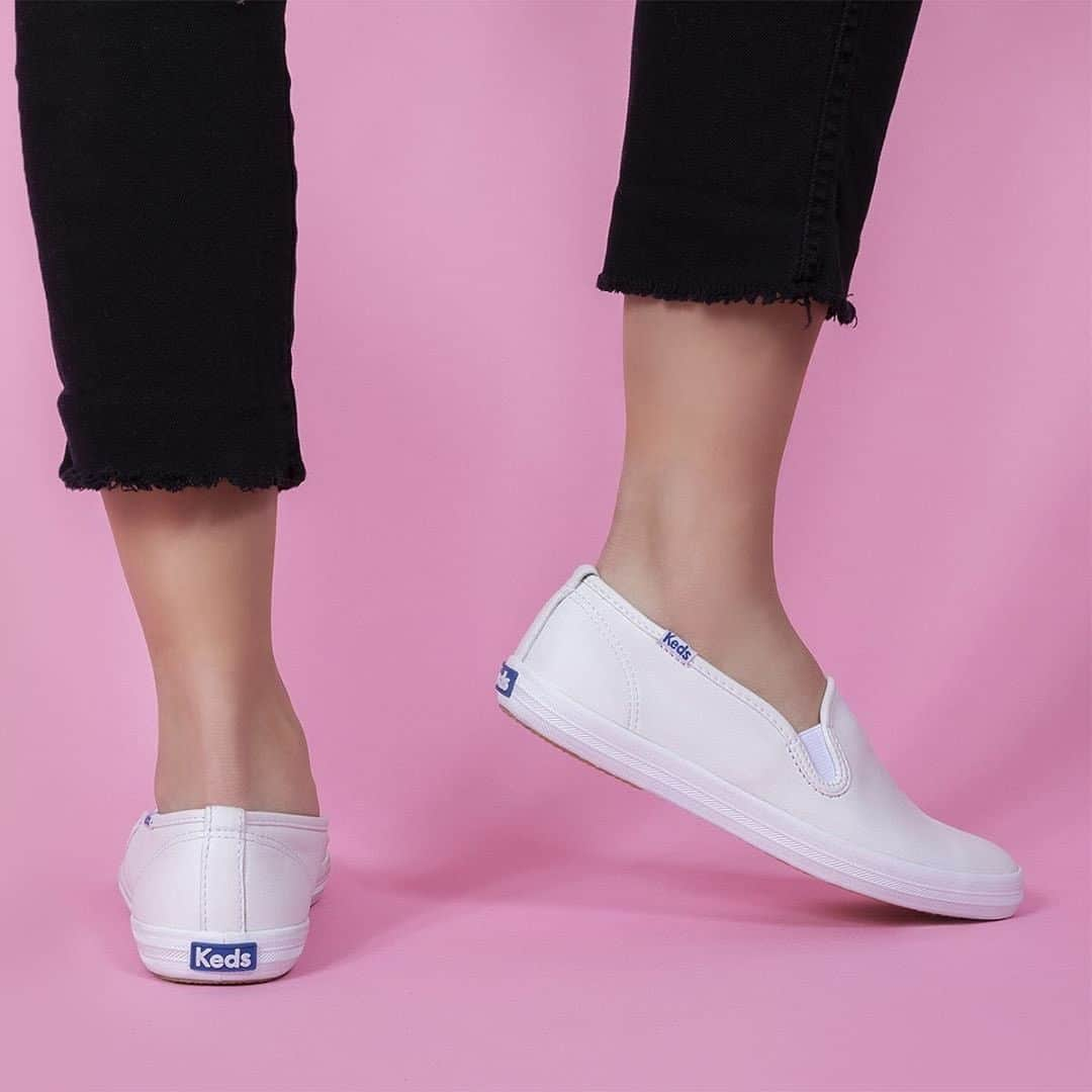 Keds Japanのインスタグラム：「repost @keds_mx⁠ ⁠ ⁠ #Keds #ladiesfirst #kedsstyle #sneakers #whitesneakers #sneakerholics #kickstagram #sneakerlover #sneakergirl #casualoutfits #womanstyle #womanfashion #ootd #outfit #casualstyle #denimstyle #monotone #monotonecode ⁠ #ケッズ #スニーカー #白スニーカー #カジュアルコーデ #カジュアルファッション #スニーカーコーデ #デニムコーデ #👟」