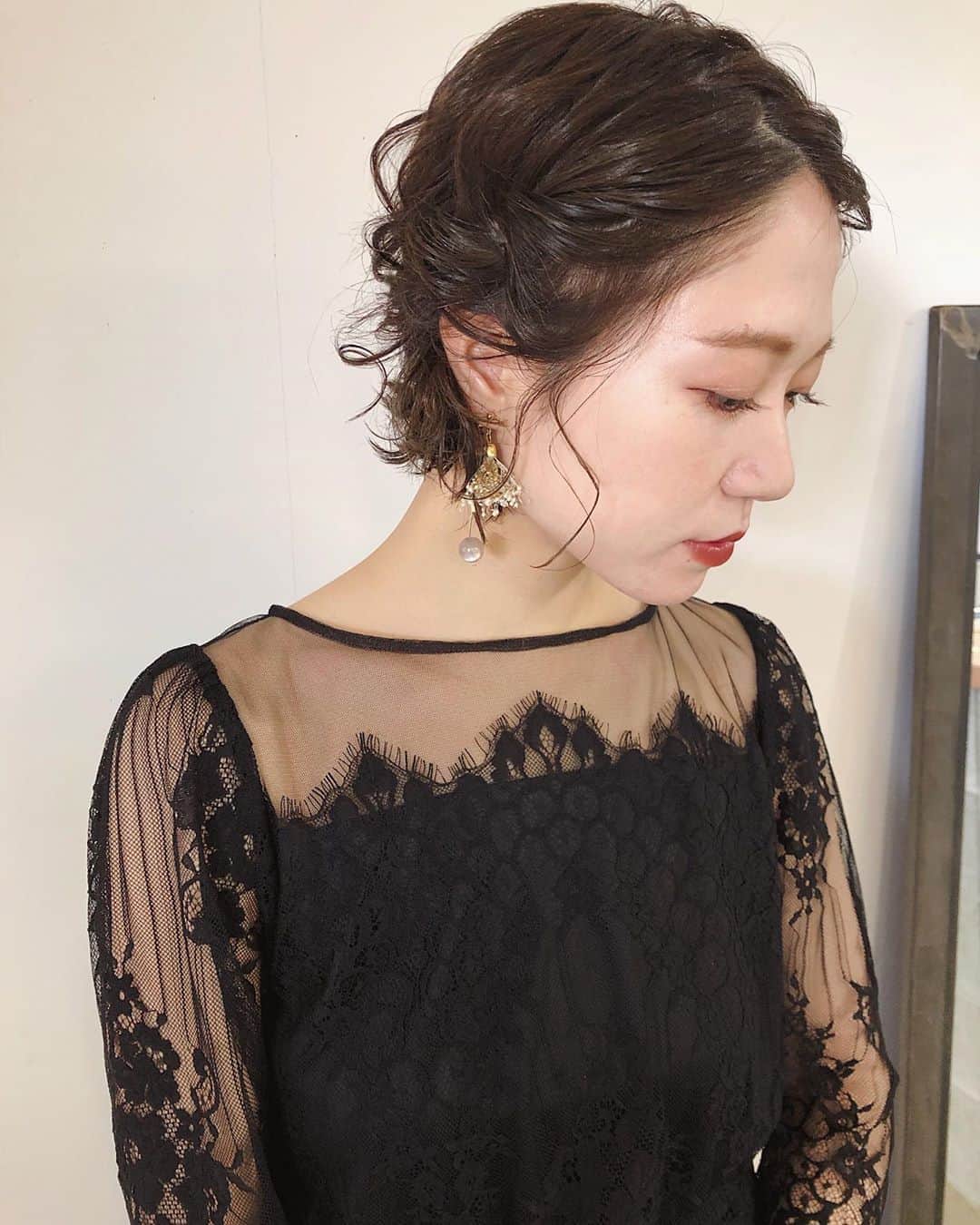 Sakincho1028さんのインスタグラム写真 Sakincho1028instagram Shorthair Arrange ドレスとメイクに合わせてツヤっぽく ショートヘアもぜひお任せください Sakinchohair Hairarrange Hair Arrange Hairset ヘア アレンジ アレンジ ヘアセット 豊橋