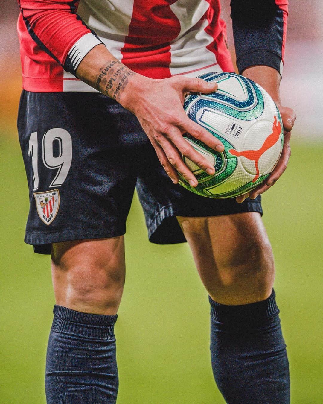 イバイ・ゴメスのインスタグラム：「¡Estamos preparados! ¡Queremos romper esta mala dinámica! ¡Y lo vamos a conseguir juntos! 💪🏼 Bihar arte San Mamés! 🏟  Aupa @athleticclub ! 🦁🔴⚪️」