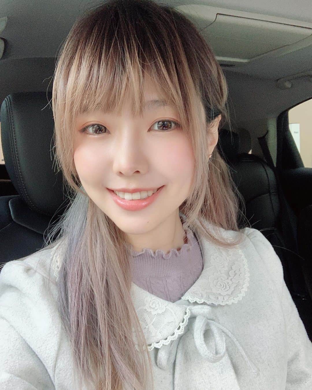 Elyさんのインスタグラム写真 - (ElyInstagram)「Give you a smile,have a nice weekend ✨　 皆さん健康でいてねー 大家都健康健康的呀！約好囉～  #elycosplay #dailyely #elydaily #blessed」2月29日 23時11分 - eeelyeee