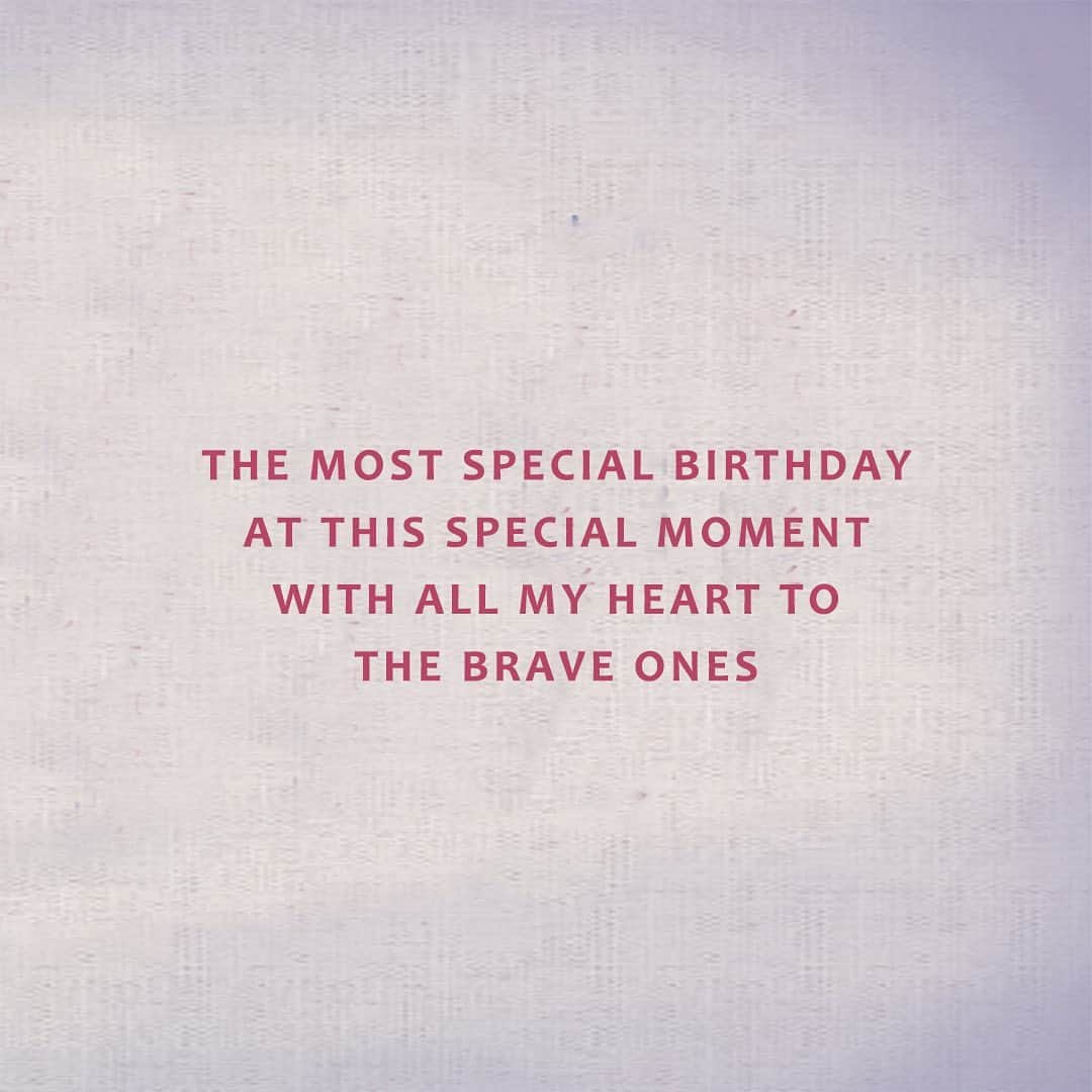 フー・ビンのインスタグラム：「“We are stronger in the places we have been broken.” – Ernest Hemingway  #hubing #happybirthday #49th #special #china #staystrong」