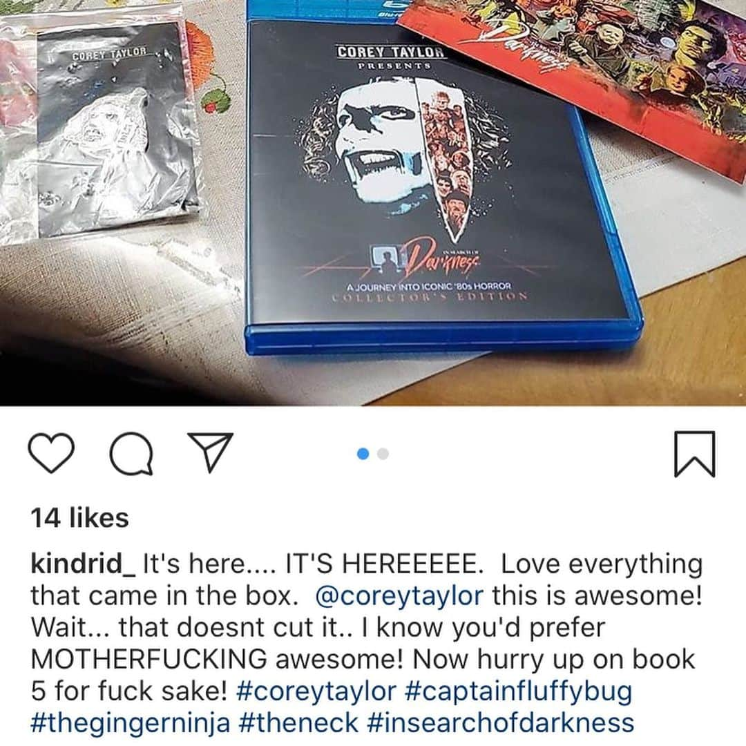 コリィ・テイラーさんのインスタグラム写真 - (コリィ・テイラーInstagram)「It took some work, but we got it out and the response has been fucking awesome. Who else got their Collector’s Edition of @80shorrordoc In Search of Darkness?」2月29日 23時58分 - coreytaylor