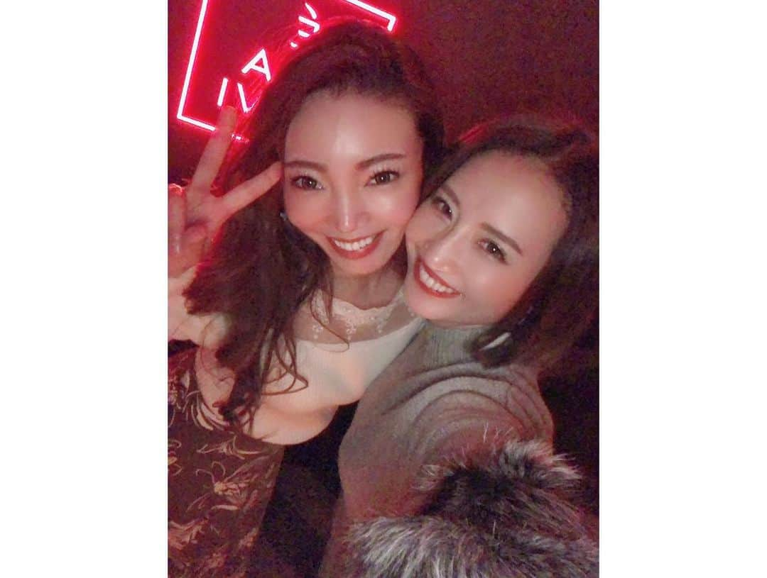 YUKAさんのインスタグラム写真 - (YUKAInstagram)「ひさっびさに遊んだーっ🤗🍷 お酒弱くなりすぎててビックリ🤣 楽しすぎたっ☺️💓💓 みんなありがとうぅ🥺💕 また遊ぼー🥰❣️ . #女子会　#俺のおでん　#人妻会」2月29日 16時26分 - yukarolly