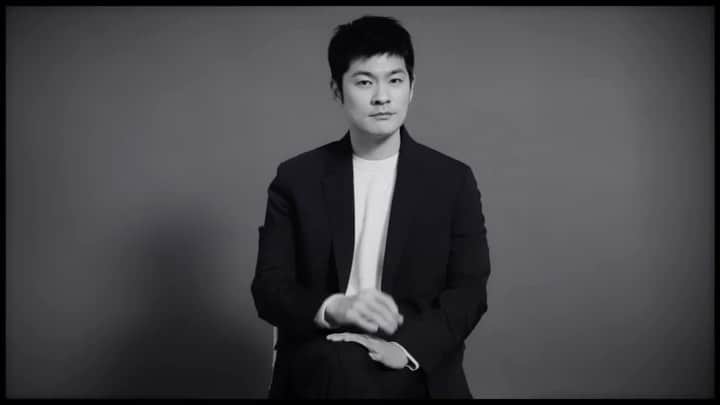 チャン・ギハのインスタグラム：「#타임옴므 #에스콰이어 #TIMESCOPE #세상을보는눈 @timehomme_official @esquire.korea」