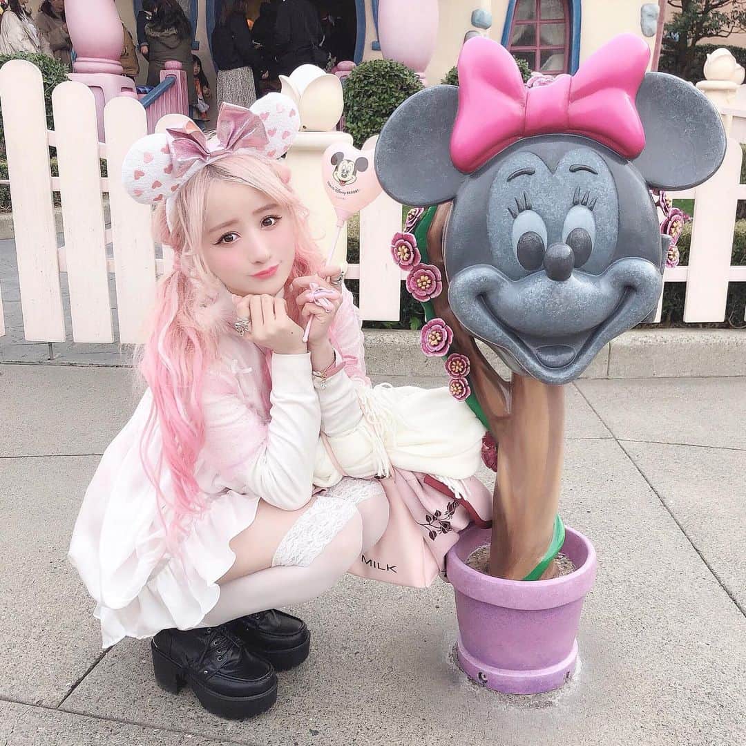 胡桃兎愛のインスタグラム：「minne🎀💒 #disney #disneyland #tdl #minne #minniemouse」