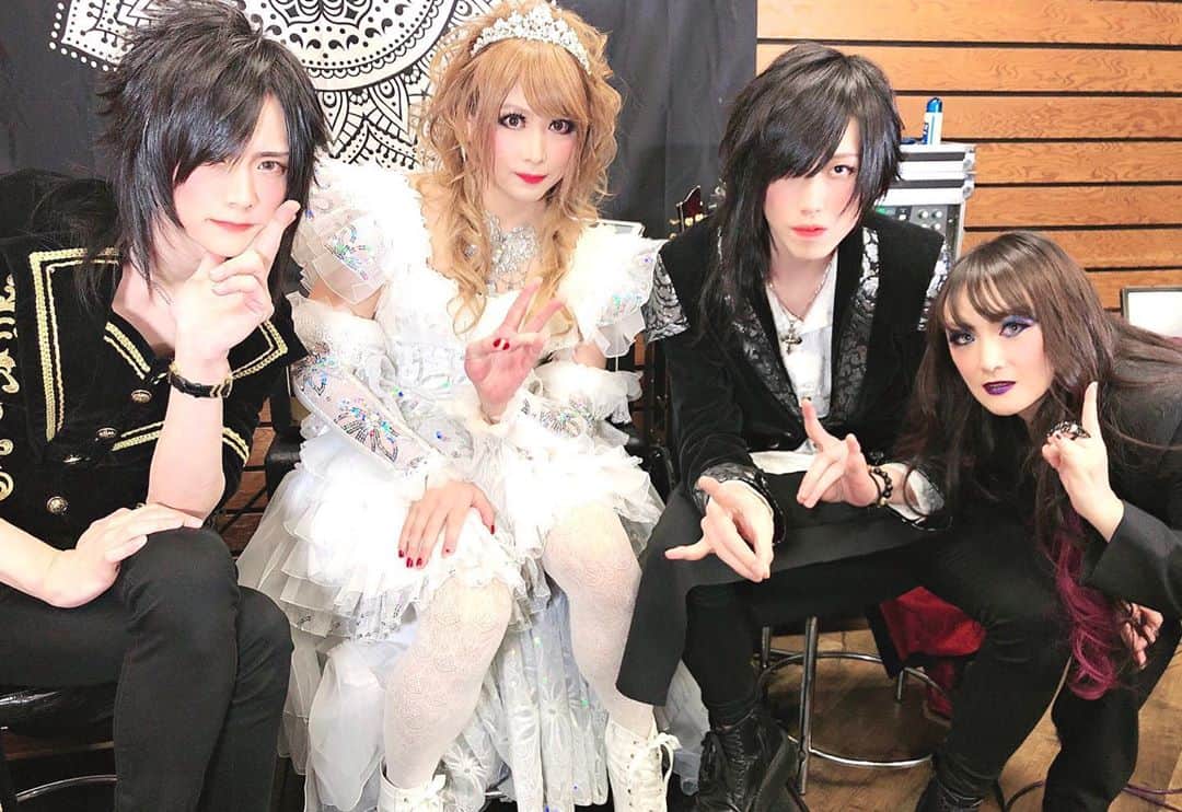 HIZAKIのインスタグラム