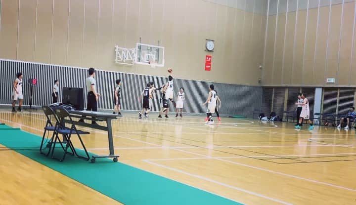 大原亞紋のインスタグラム：「この間久しぶりに試合してきたー！ 助っ人だったけど楽しくできました笑 バスケ誘ってください🙋‍♂️🙋‍♂️ #basketball #助っ人 #関東実業団 #楽しみ」