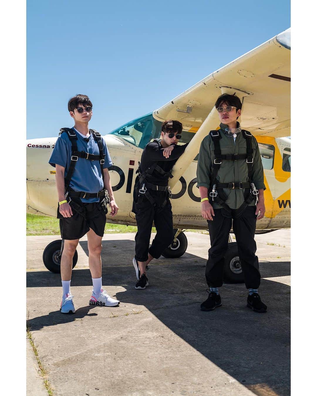 アン・ジェホンのインスタグラム：「뜁니다  오늘저녁 7시40분 #트래블러🇦🇷 본방사수 #skydiving」