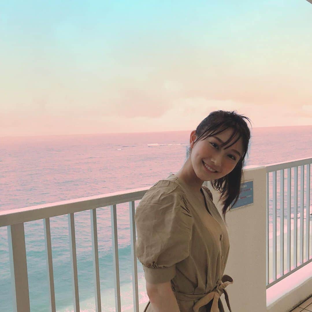 矢倉楓子さんのインスタグラム写真 - (矢倉楓子Instagram)「デジタル写真集『みんな、ただいま。』﻿ ﻿ お知らせが遅くなりましたが、﻿ 配信されています💐✨﻿ ﻿ 今まで海で撮影って﻿ あんまり無かったので楽しかったなぁ🏝💓﻿ 暑いとこもいいね！！﻿ ﻿ 沖縄また行きたい🏝  #okinawa」2月29日 18時41分 - fufu_ice