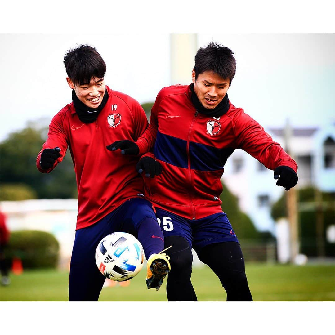 鹿島アントラーズさんのインスタグラム写真 - (鹿島アントラーズInstagram)「トレーニング！  #鹿島アントラーズ #kashimaantlers #三竿健斗 #松村優太 #遠藤康 #染野唯月 #関川郁万 #白崎凌兵 #山本脩斗 #クォンスンテ #和泉竜司 #広瀬陸斗 #佐々木翔悟 #レオシルバ #leosilva #エヴェラウド #everaldo #ファンアラーノ #juanalano #ブエノ #bueno」2月29日 18時49分 - kashima.antlers