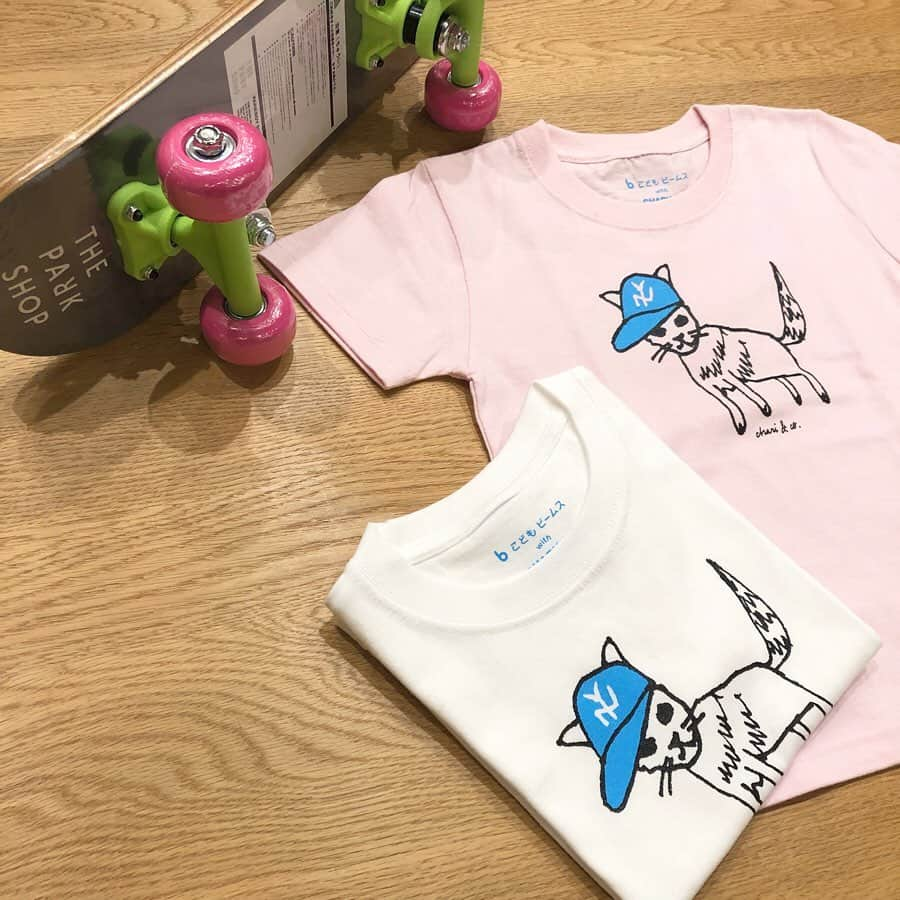 こども ビームスさんのインスタグラム写真 - (こども ビームスInstagram)「【new arrival】 ＜Chari & Co.＞Tシャツ ファニーなサングラスマン🕶 パイナップルライダー🍍 キャップを被ったネコ🧢 キュートなエビ🦞 ユーモアたっぷりのプリントが可愛いこどもビームス別注Tシャツ。気分に合わせてコーディネートが楽しめます✨ . サイズ:100-150cm ¥3,300+税 . #chariandco  #chariandcony #チャリアンドコー #別注 # こどもビームス別注 #tシャツ #tshirt #kidstshirt #kodomobeams  #beams  #daikanyama  #こどもビームス  #ビームス  #代官山 新作アイテムはプロフィールのリンク🔗からビームス公式サイト、こども ビームスページをチェック❗️ ※お問い合わせにつきましては、お電話にて承ります。」2月29日 21時25分 - kodomo_beams