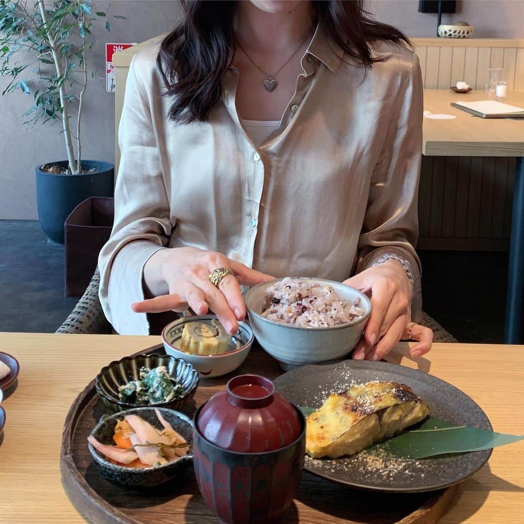 石井亜美のグルメインスタ