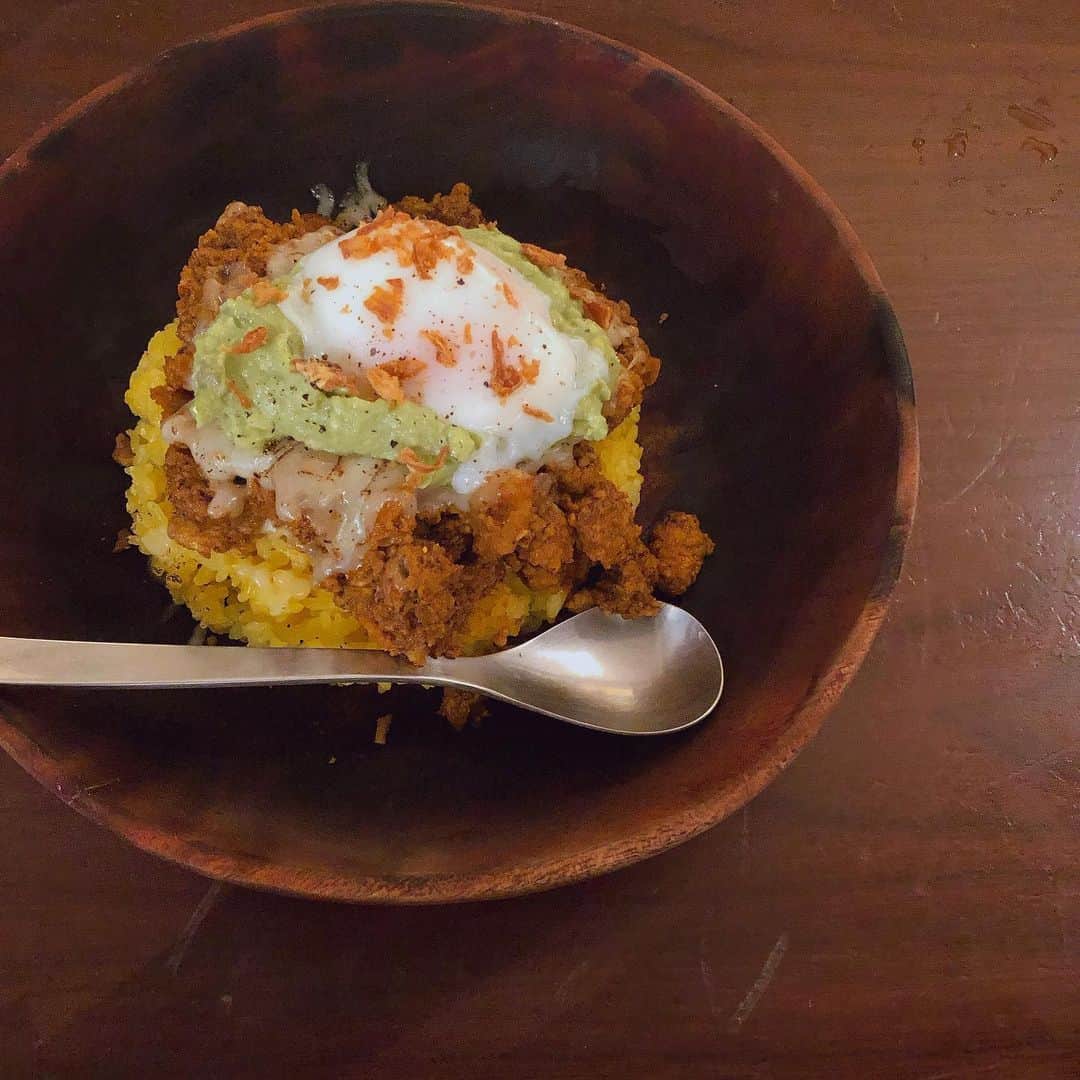 華山志歩のグルメインスタ