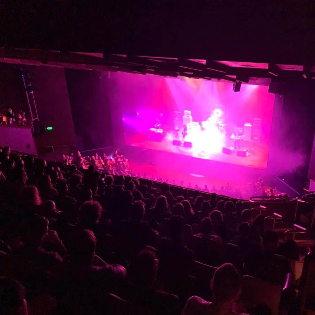 BORISさんのインスタグラム写真 - (BORISInstagram)「‪Thank you very much for Melbourne, and thank you so much Merzbow aka Masami Akita join with us. We’re enjoy of lot. Cheers!! T #boriswithmerzbow @artscentremelbourne @asiatopa @relapserecords @trashup_records @orangeamplifiers ‬」2月29日 22時56分 - borisdronevil